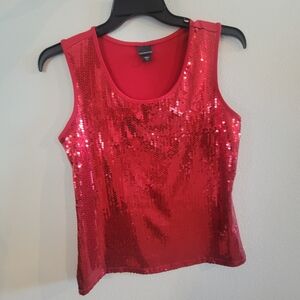 VERY PRETTY TANK TOP WITH SEQUENCE FRONT SIZE MEDIUM BY COVINGTON